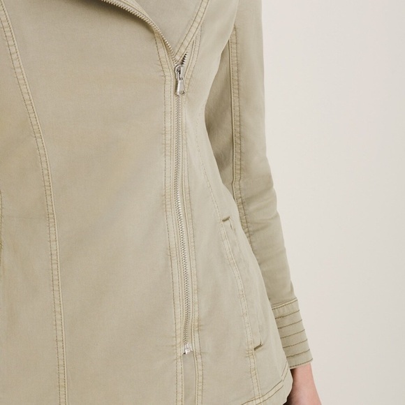 Chico’s Elongated Moto Casual Twill Denim Jacket, Cool Sage, Sz 4 (20/22) - NWT! - Picture 3 of 11
